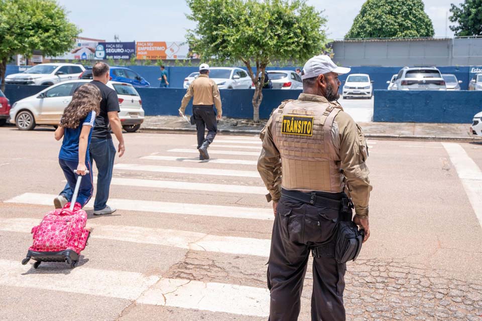 Prefeitura de Porto Velho intensifica campanha de volta às aulas com ações de segurança no entorno das escolas