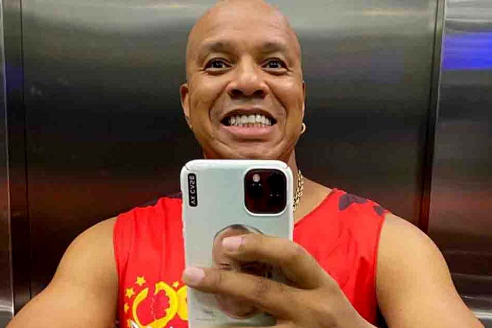 Câncer de Anderson Leonardo, vocalista do Molejo, agrava e cantor é internado em estado grave