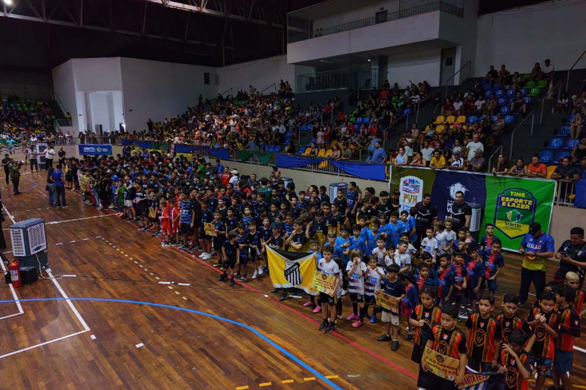 Cerimônia abre PVH Cup e reúne jovens talentos do futebol em Porto Velho