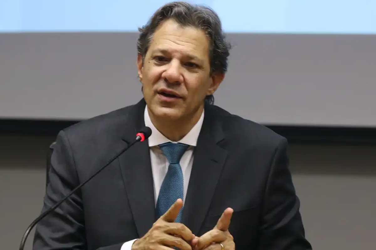 Haddad credita polêmica sobre “Taxação do Pix” à gestão Bolsonaro e defende atuação do governo atual