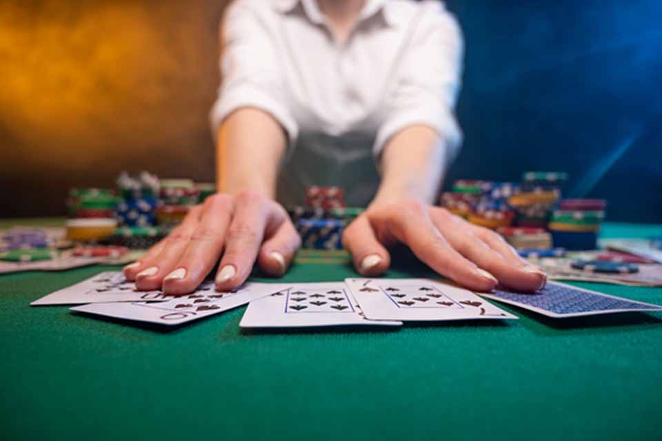 Os bastidores – Blackjack com dealer ao vivo