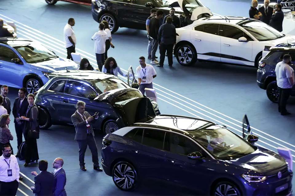 Produção de veículos cresce em relação a fevereiro, aponta Anfavea