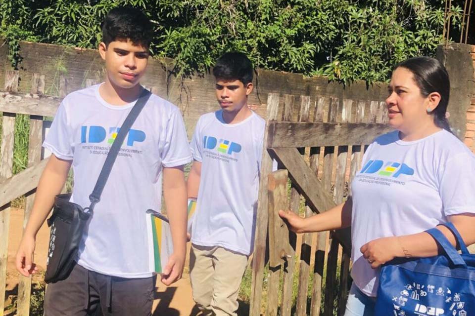 Aluna supera obstáculos para motivar filhos a continuarem em cursos profissionalizantes