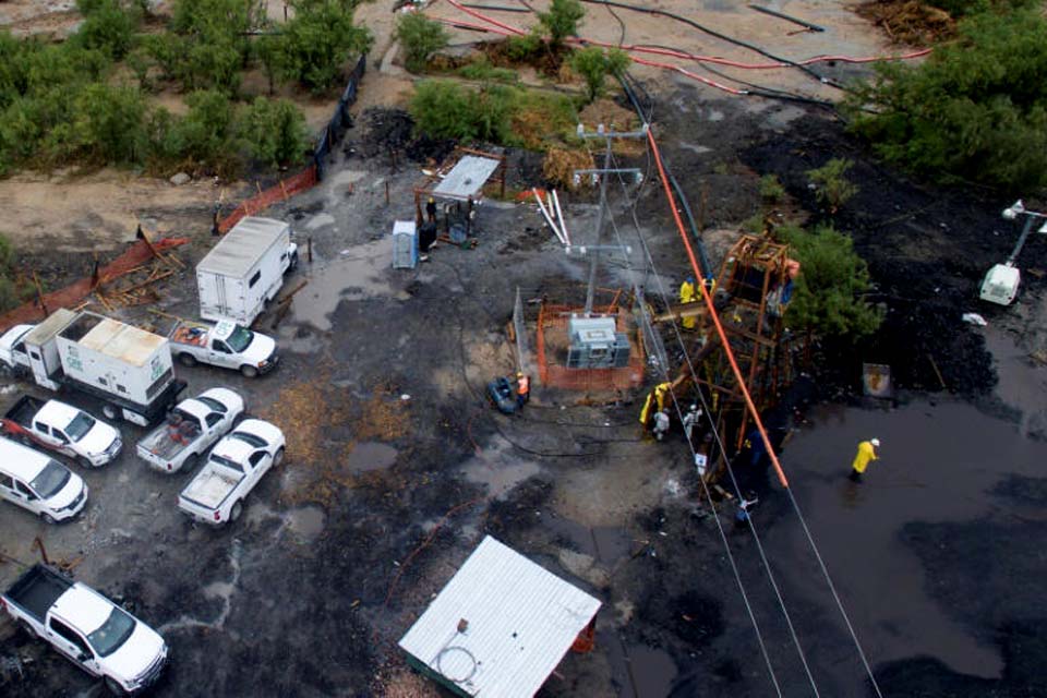 Resgate de mineiros no México completa duas semanas sem resultados