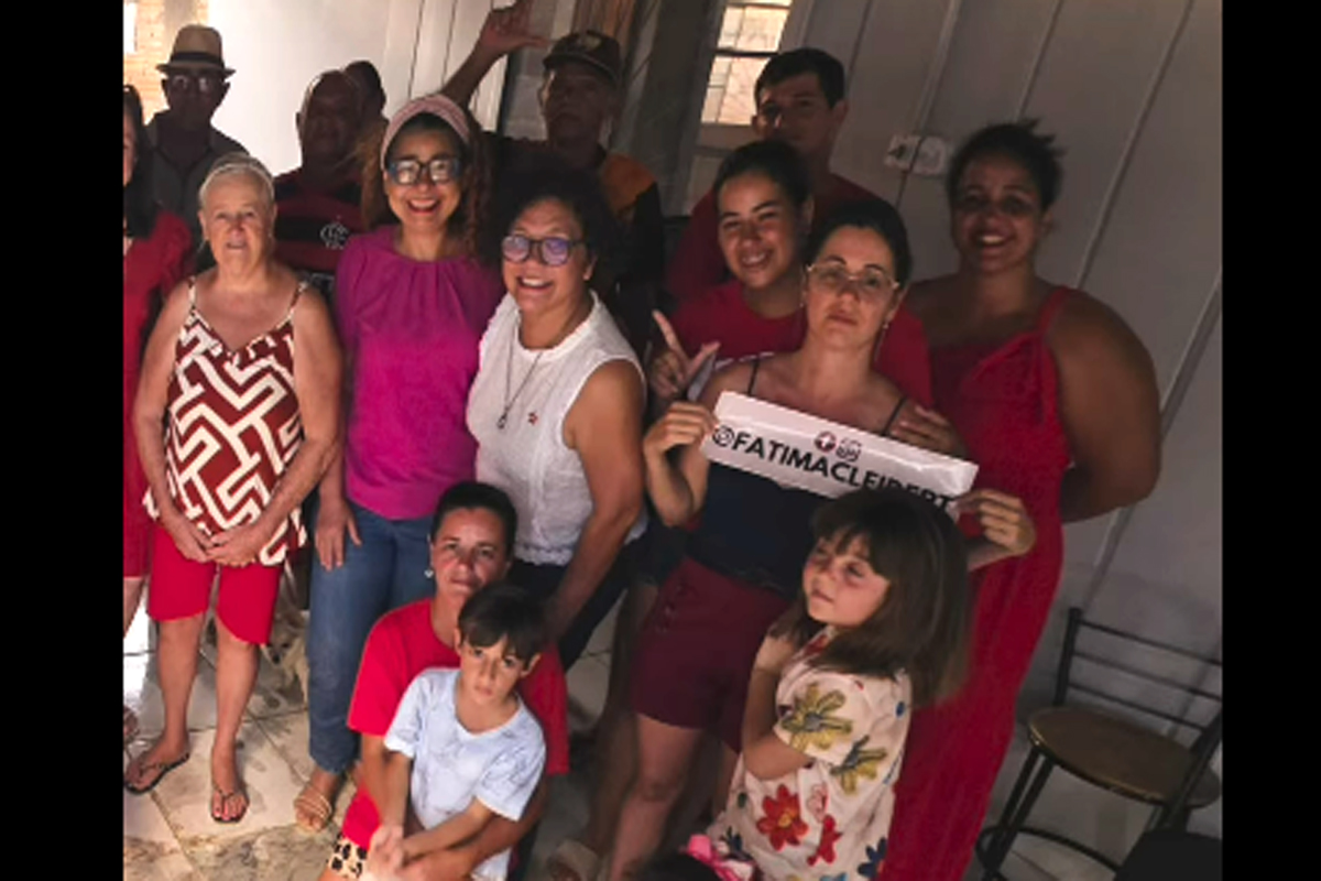Fátima Cleide participa de encontro com lideranças em Buritis