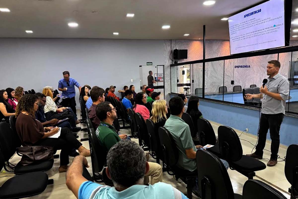 Prefeitura apresenta atualização do Plano Municipal de Coleta Seletiva em audiência pública