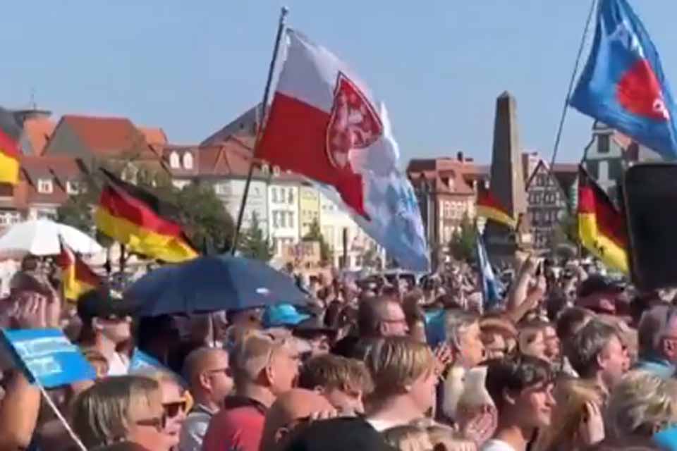 Classificado como de extrema direita, AfD poderá ser vigiado de perto pelos órgãos de Inteligência