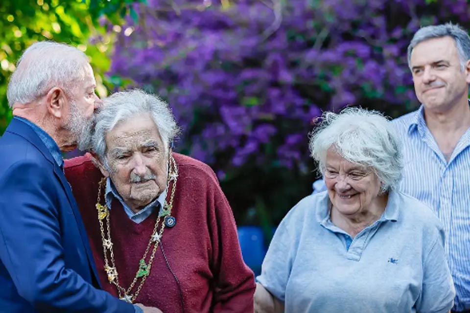 Lula confirma presença em velório de Pepe Mujica