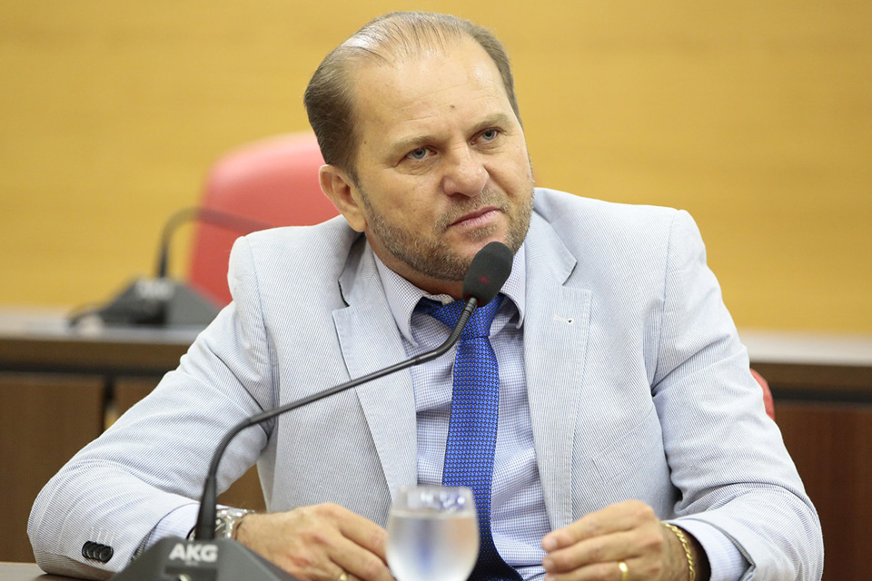 Deputado Cirone Deiró se une ao esforço para fortalecer a Emater