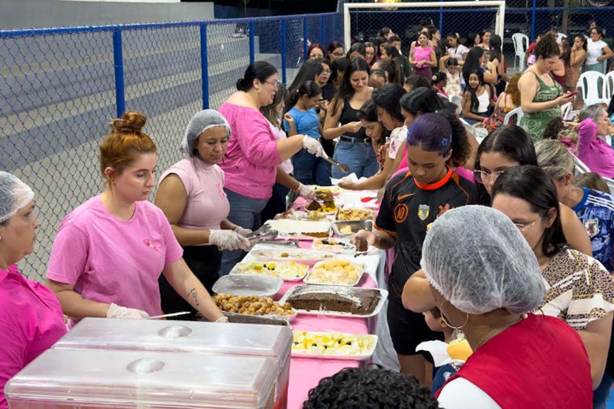 Noite Delas reuniu mais de 180 mulheres na última sexta-feira (16)