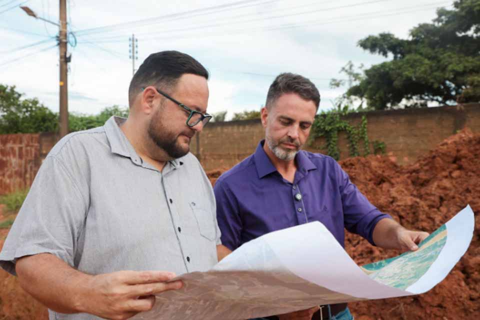 Rua Capão da Canoa volta a receber obras e moradores celebram fim da espera