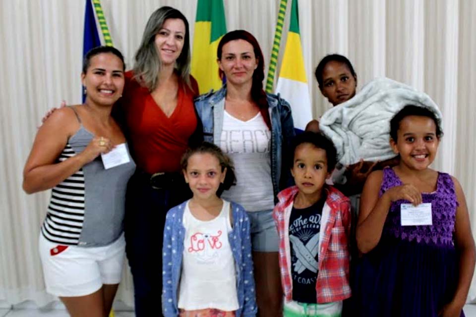 Alunos da rede municipal de Vilhena recebem encaminhamentos para atendimento gratuito de oftalmologia