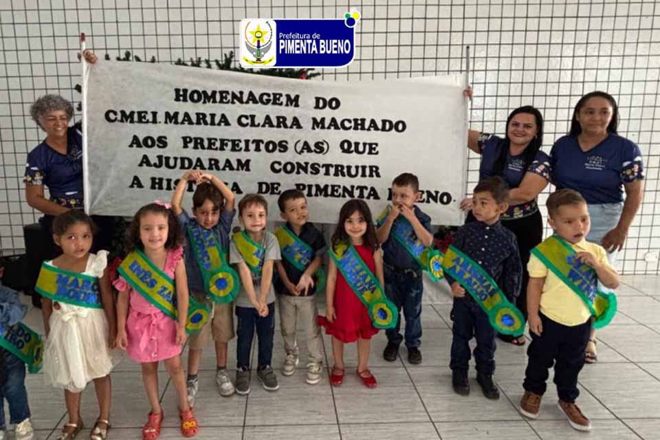 Alunos do CMEI Maria Clara Machado homenageiam prefeitos e prefeitas que marcaram a história do município