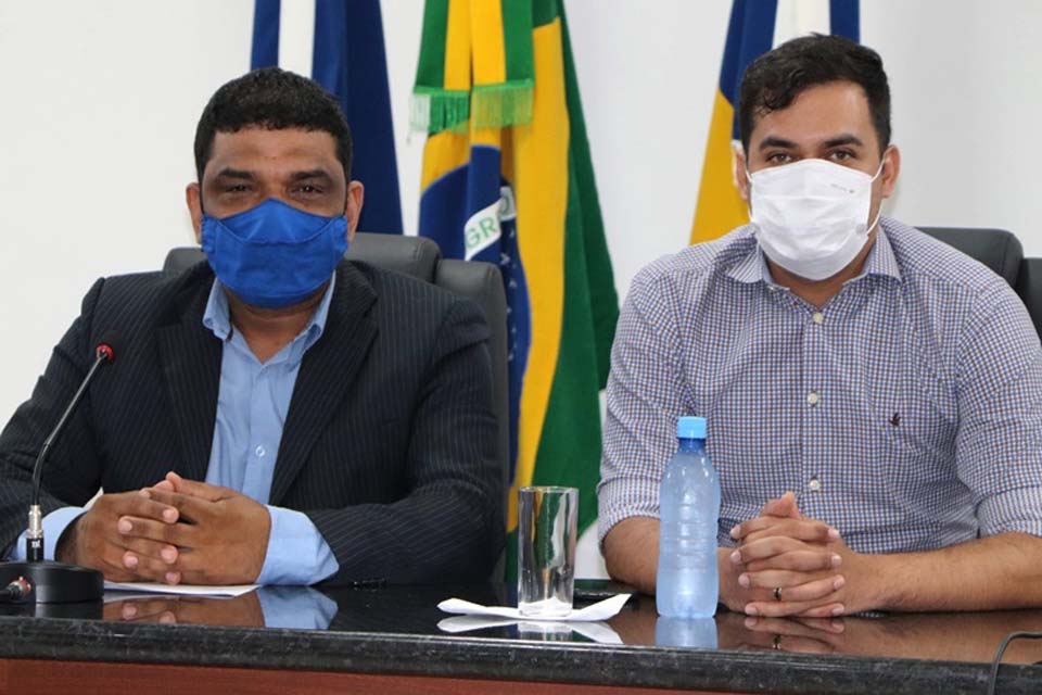  Presidente da câmara de Espigão agradece o Deputado Expedito Netto por emeda de R$ 400 mil para conclusão do Residencial Esperança