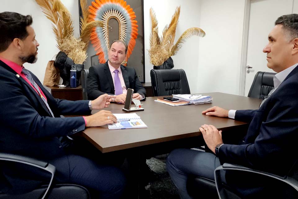 Delegado Camargo destina R$ 150 mil para exames de ultrassonografia em Pimenta Bueno