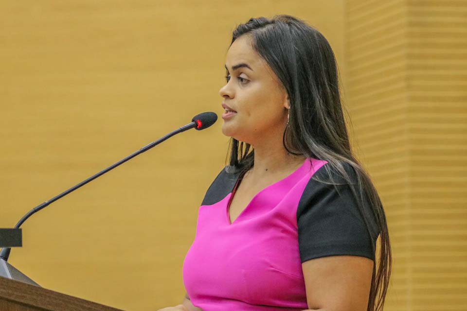 Deputada Dra Taíssa solicita estadualização de duas linhas rurais no município de Nova Mamoré