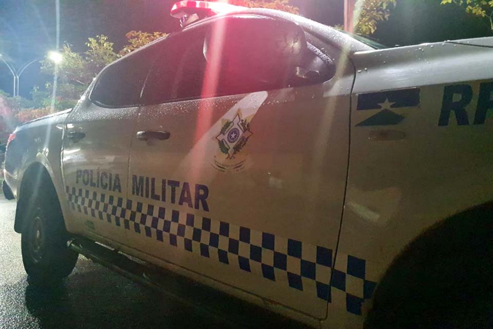 Criminosos armados roubam moto de mulher em Vilhena