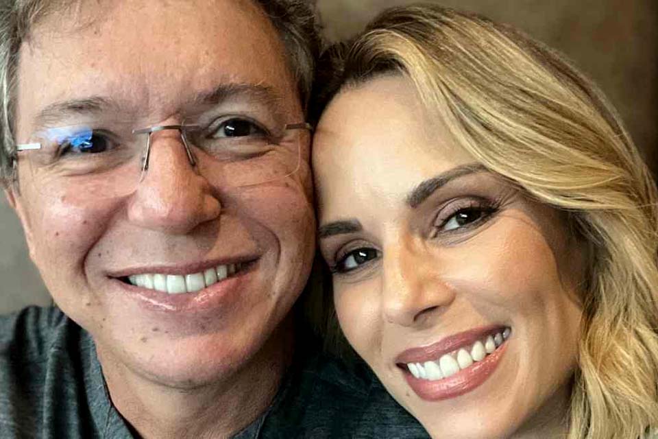 Ana Furtado completa 50 anos e ganha declaração de Boninho: 'Tudo para mim'