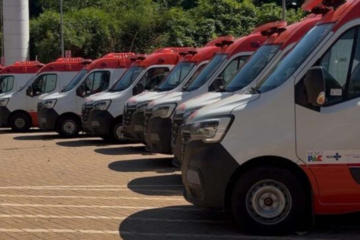 Vilhena recebe duas novas ambulâncias do Samu entregues pelo Ministério da Saúde
