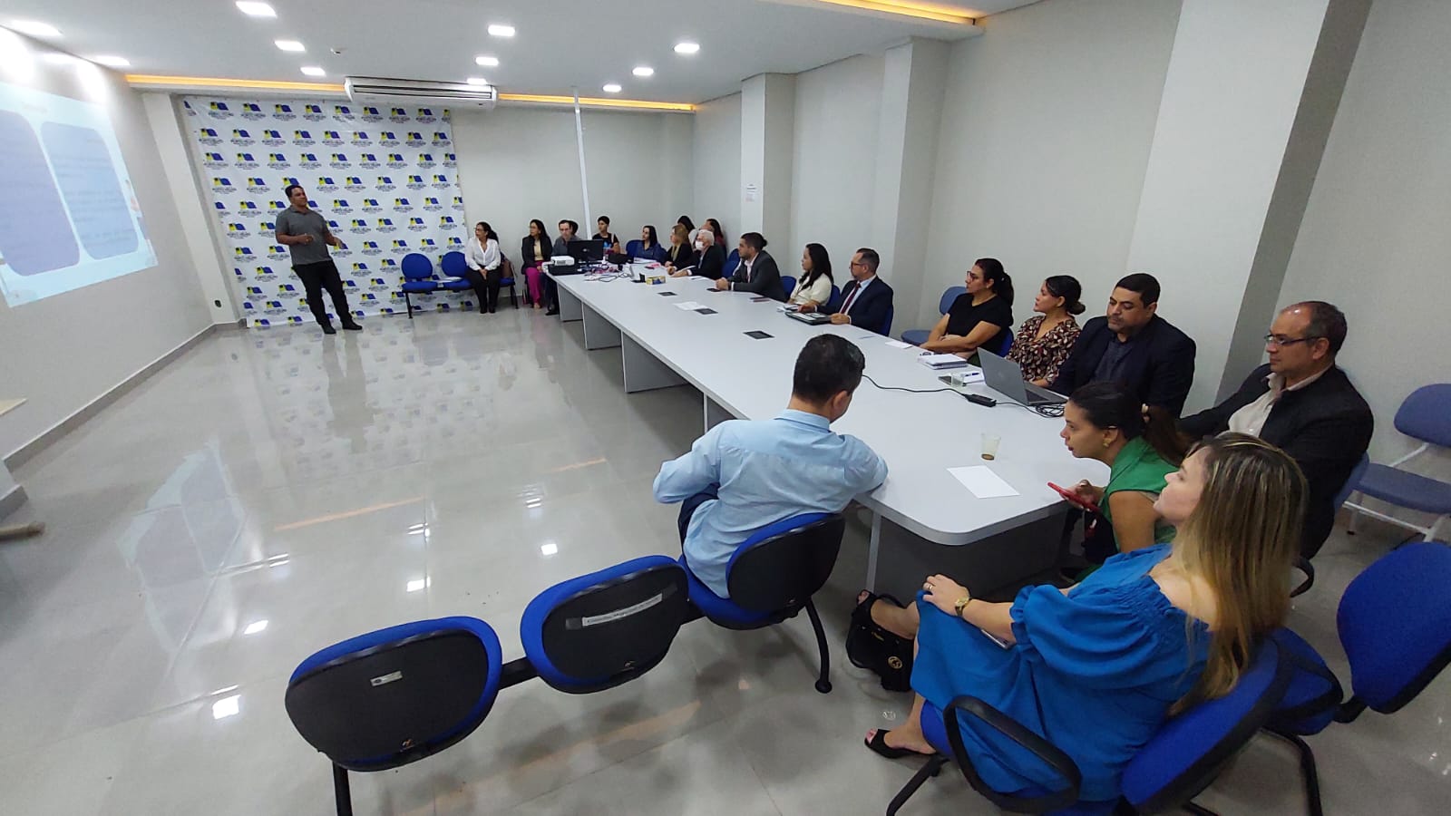 Semusa de Porto Velho promove reunião estratégica para atualização de normas do licenciamento sanitário