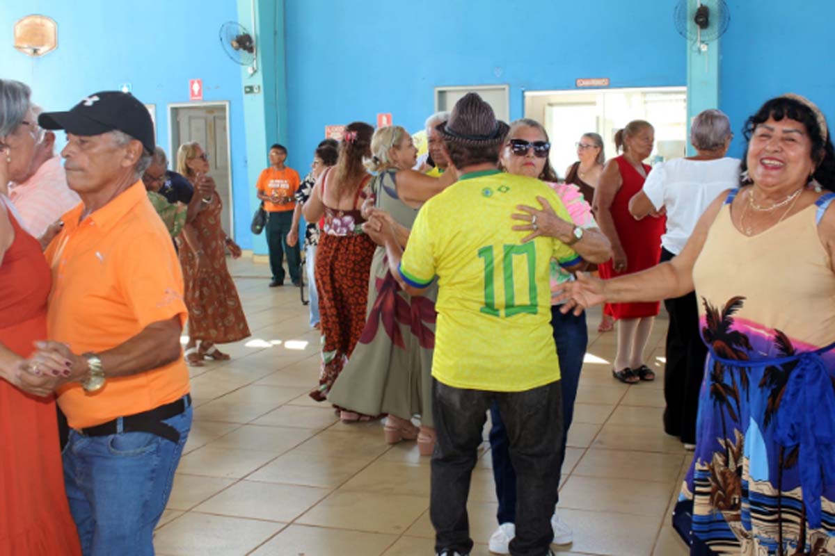 Centro de Convivência do Idoso promove ação de conscientização sobre a violência contra a pessoa idosa