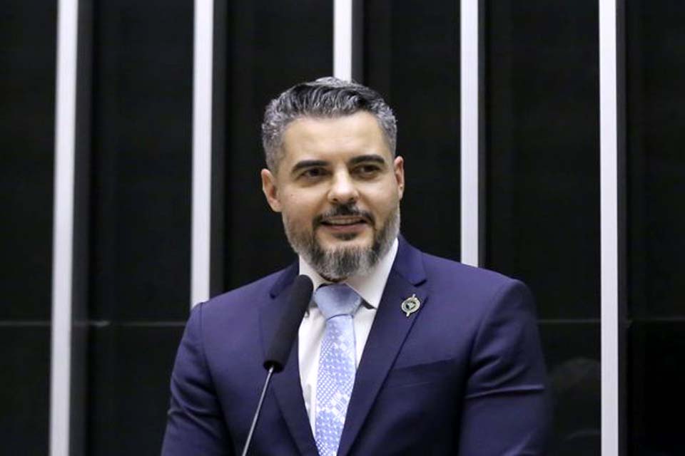 Deputado Thiago Flores apoia PEC que busca regularizar imóveis rurais em fronteiras 