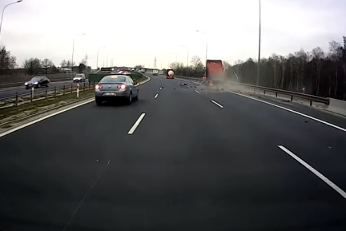 Caminhão provoca grave acidente em estrada