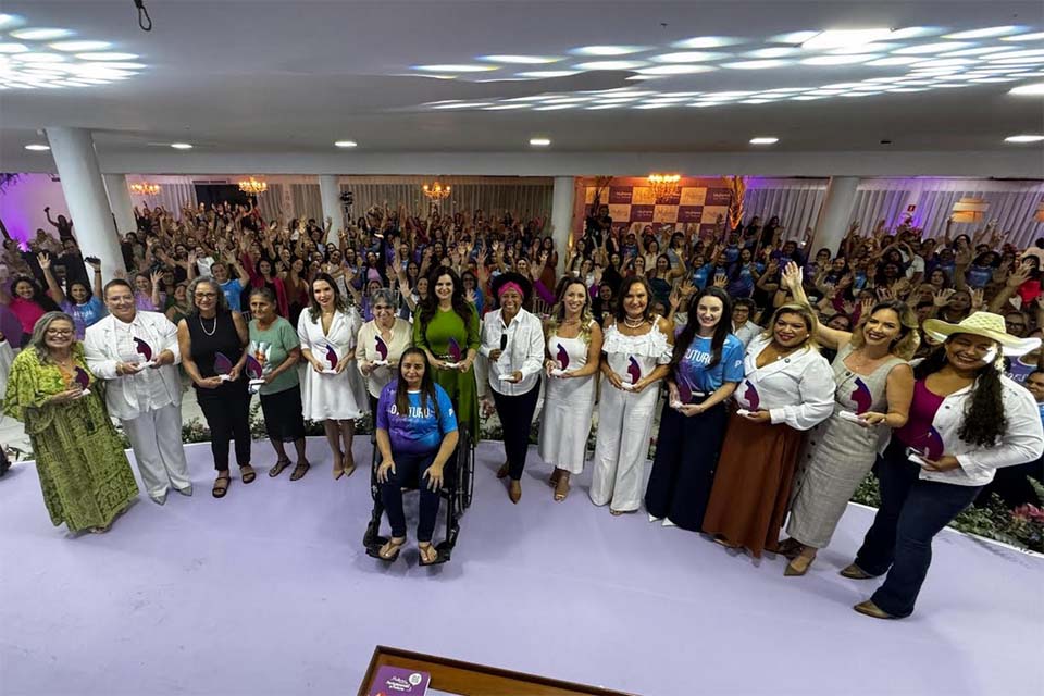 Deputada Silvia Cristina reúne mais de 300 mulheres no evento Mulheres que Transfornam