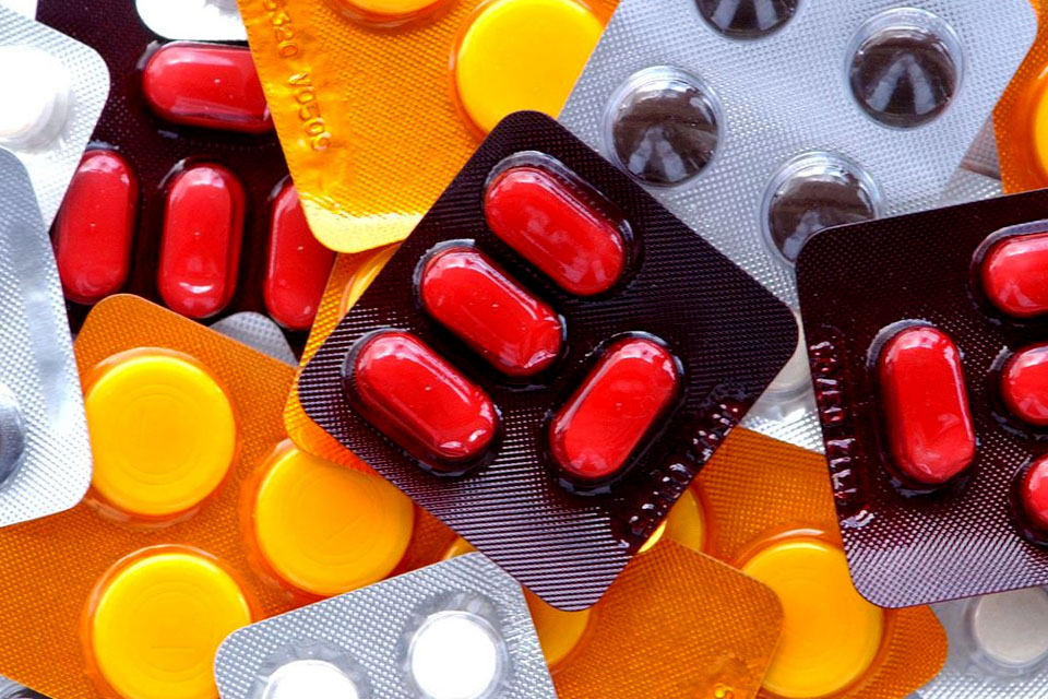 Empresas de medicamentos são acusadas de sonegar R$ 10 bilhões 