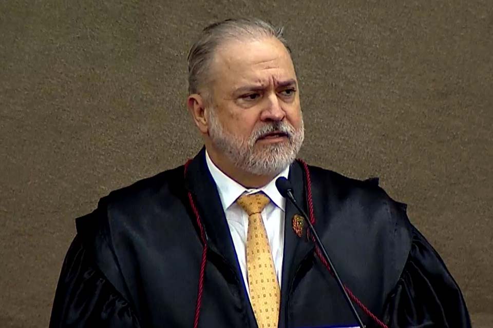 PGR questiona norma do TSE sobre retirar postagens das redes sociais