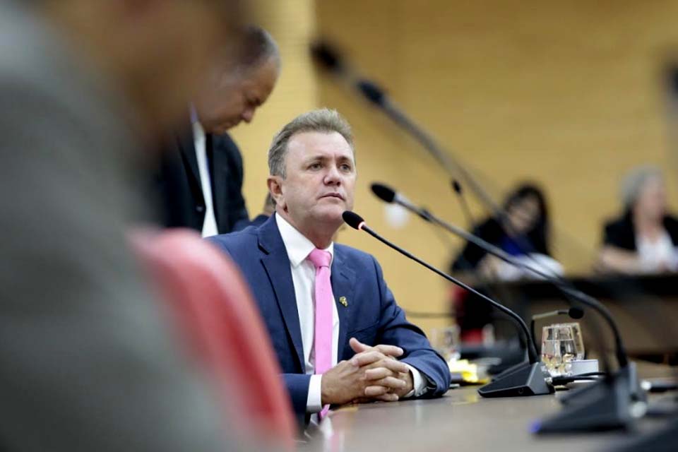 Luizinho Goebel cobra do Governo sinalização da RO-486, conhecida como Rodovia do Café