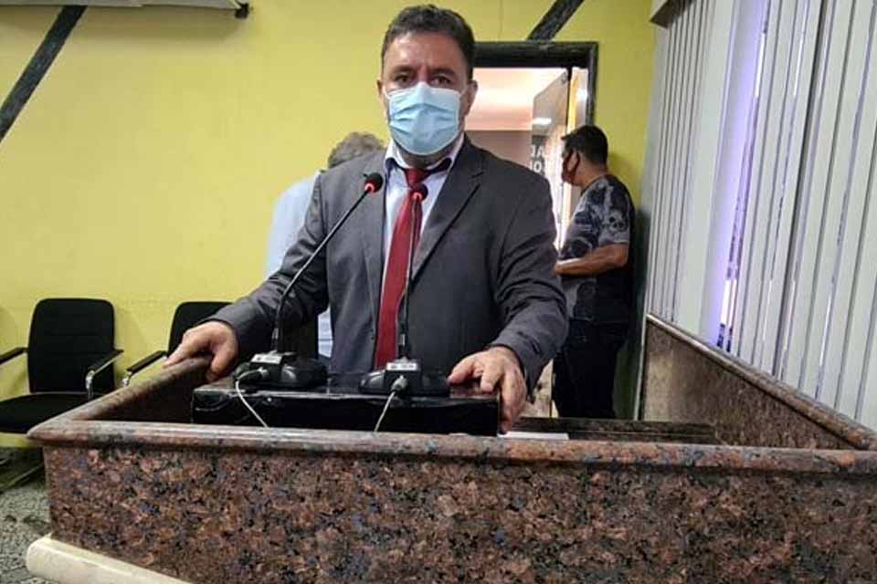 SEMOB cumpre pedido de providências do vereador Everaldo Fogaça na rua Piratininga