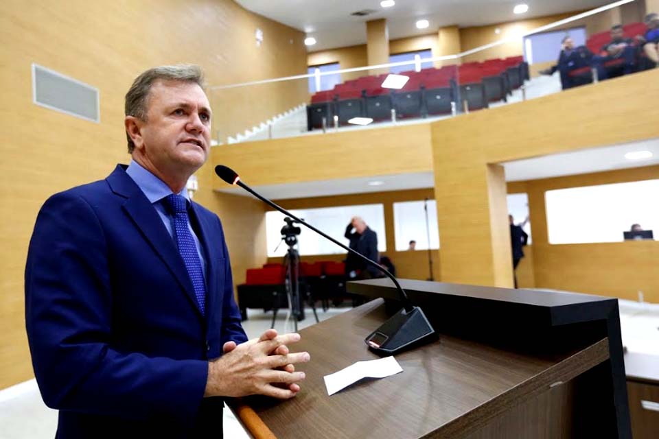 Nota de pesar do Deputado Estadual Luizinho Goebel pelo falecimento do empresário vilhenense Elias Benito Almodóvar  