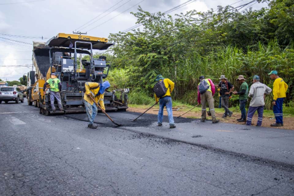 Ruas do bairro Triângulo têm serviço de recapeamento finalizado
