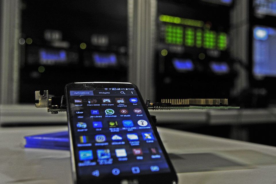 ONGs: governos devem respeitar direitos humanos na vigilância digital