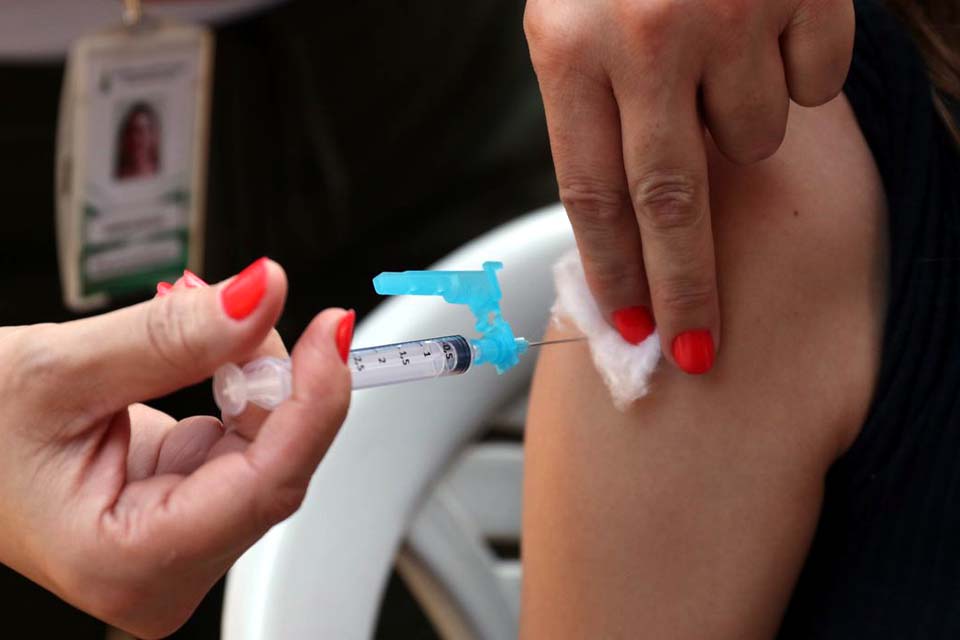 Boletim InfoGripe da Fundação Oswaldo Cruz  alerta para aumento da covid-19 no Centro-Sul