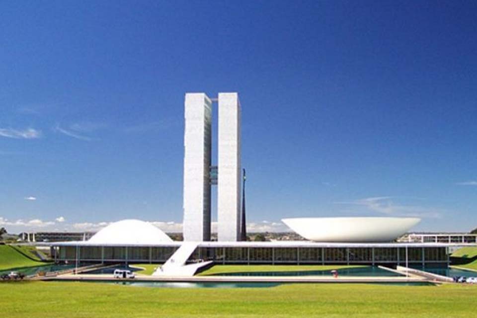 Câmara dos Deputados poderá ter bancada cristã