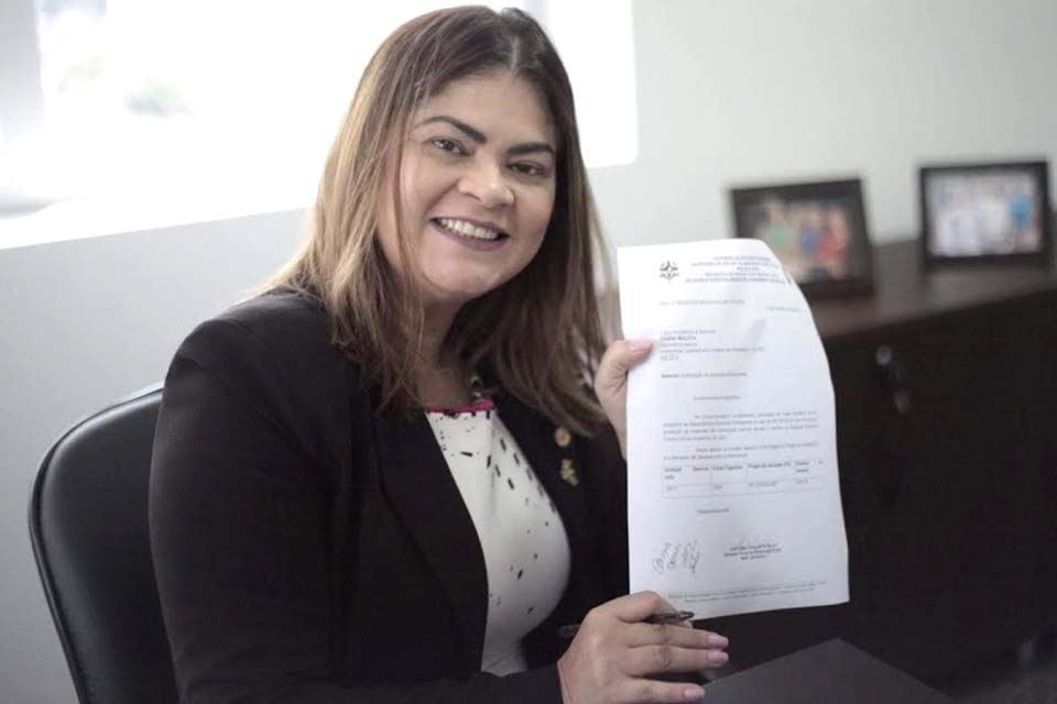 Deputada Cassia Muleta libera emenda de 160 mil para ampliação de escola rural 