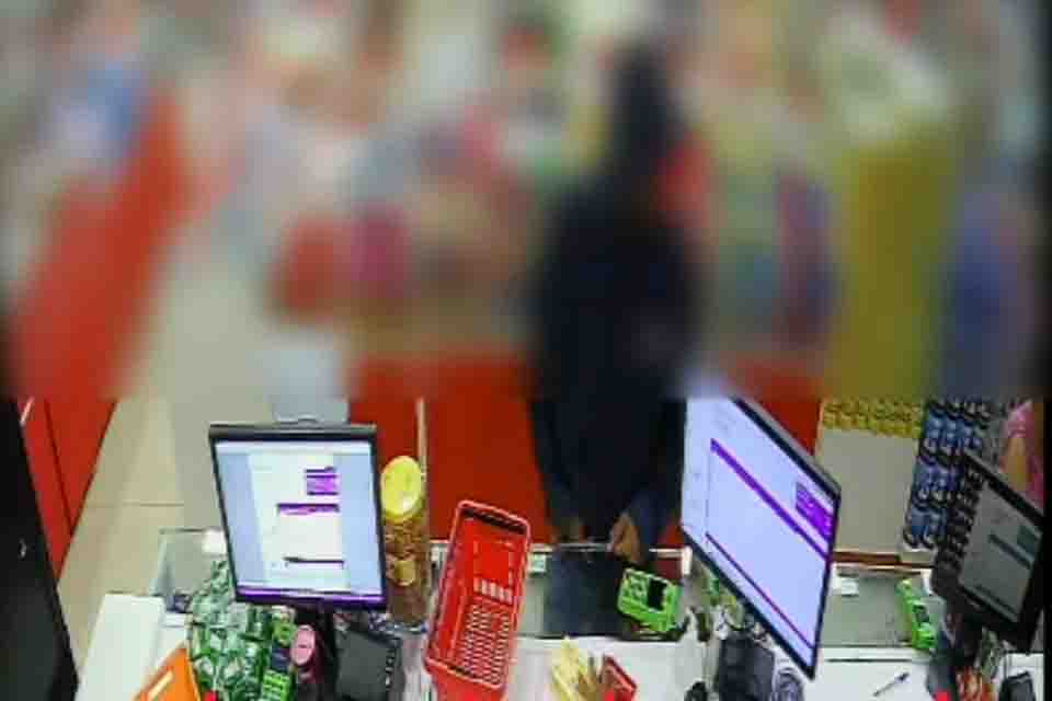 Homem armado  rouba dinheiro e medicamento de farmácia em Vilhena