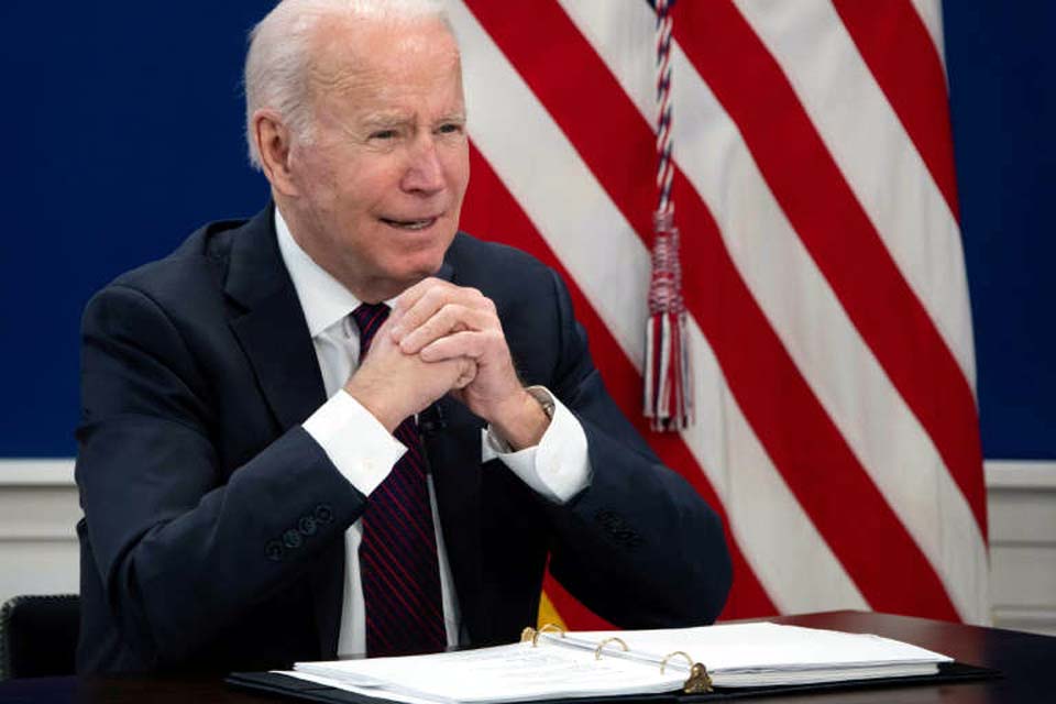 Biden aposta em recuperar produção de semicondutores nosEstados Unidos