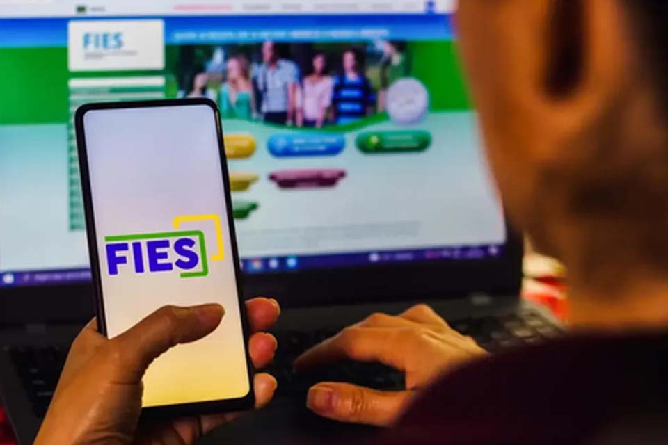 Desenrola Fies: negociação beneficia financiamento de novos alunos