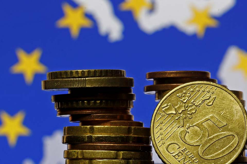 Inflação na zona do euro começa a desacelerar