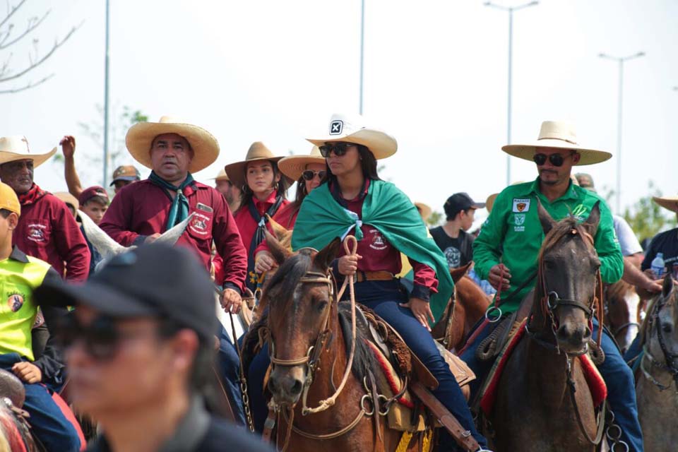 Tradição na Expovel 2023 celebra o retorno da Cavalgada com início no Espaço Alternativo