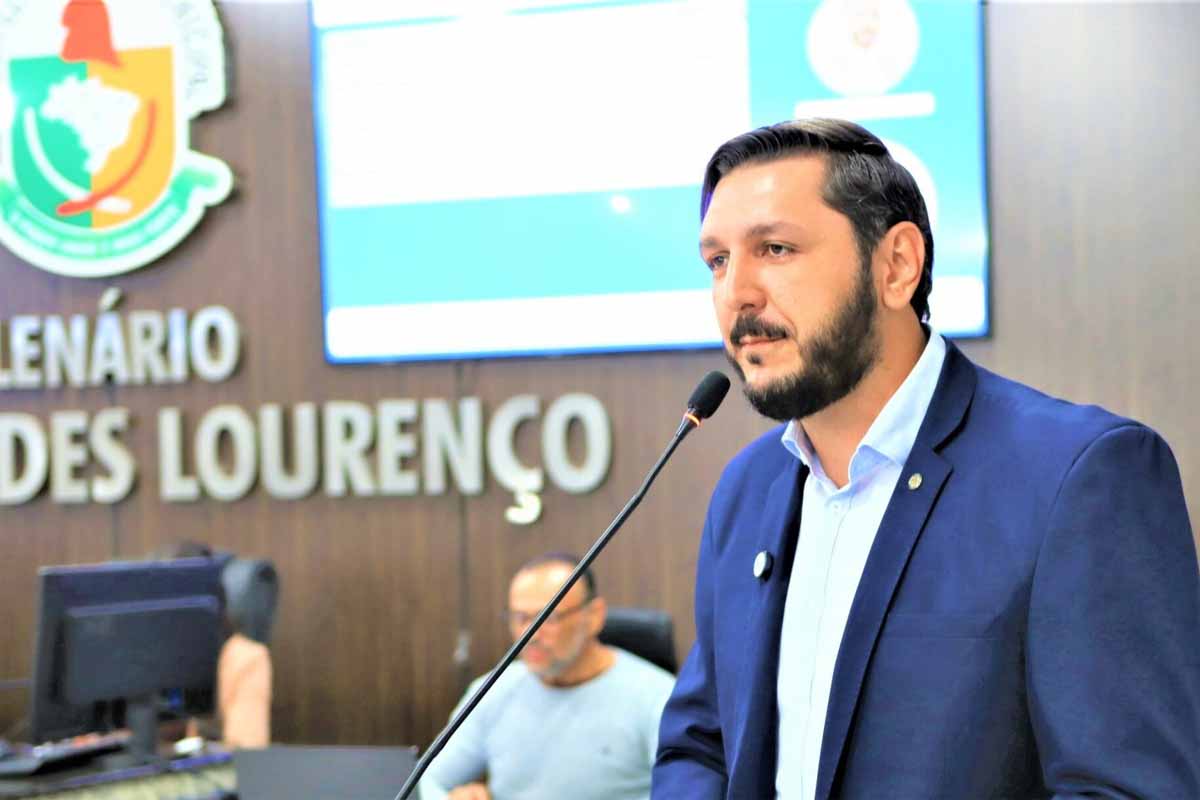 Juiz nega pedidos de indenização, retirada de conteúdo e retratação em processo movido por vereador contra páginas de notícia