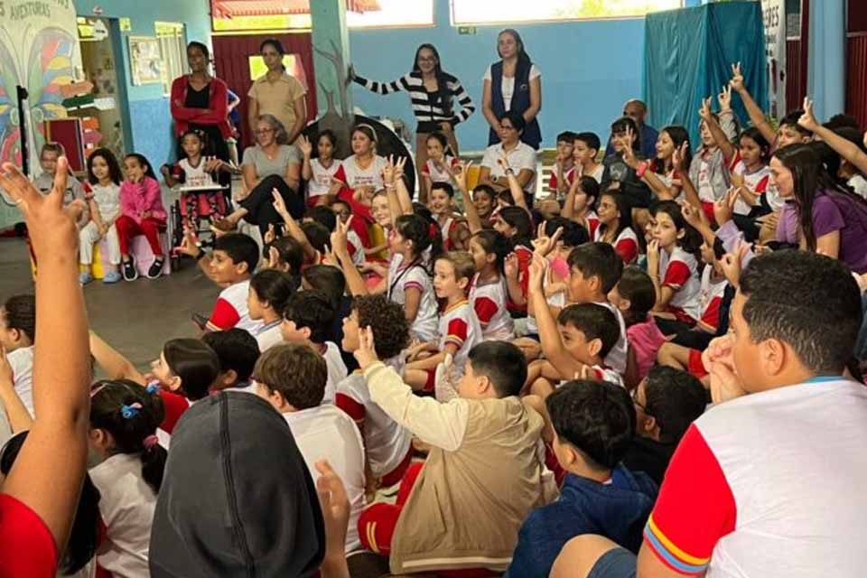 Semusa promove ação de saúde bucal na Escola Cora Coralina