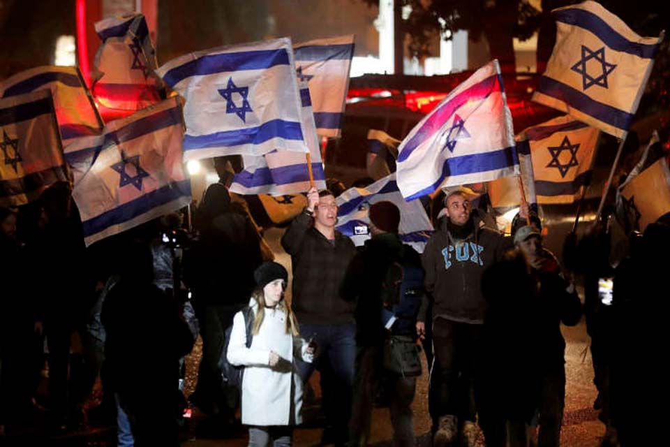 Sobe para 4 o número de mortos por ataque com faca em Israel