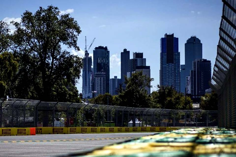 Calendário de 2021 da F1 sofre primeiras mudanças e GPs da Austrália e da China são adiados