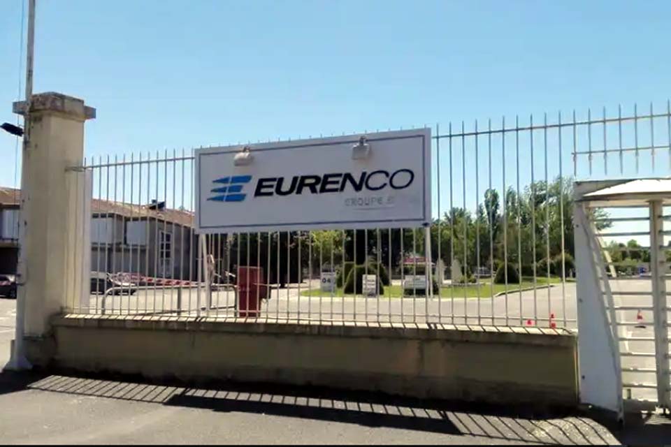  Oito ficam feridos em explosão em fábrica de nitrocelulose, na França