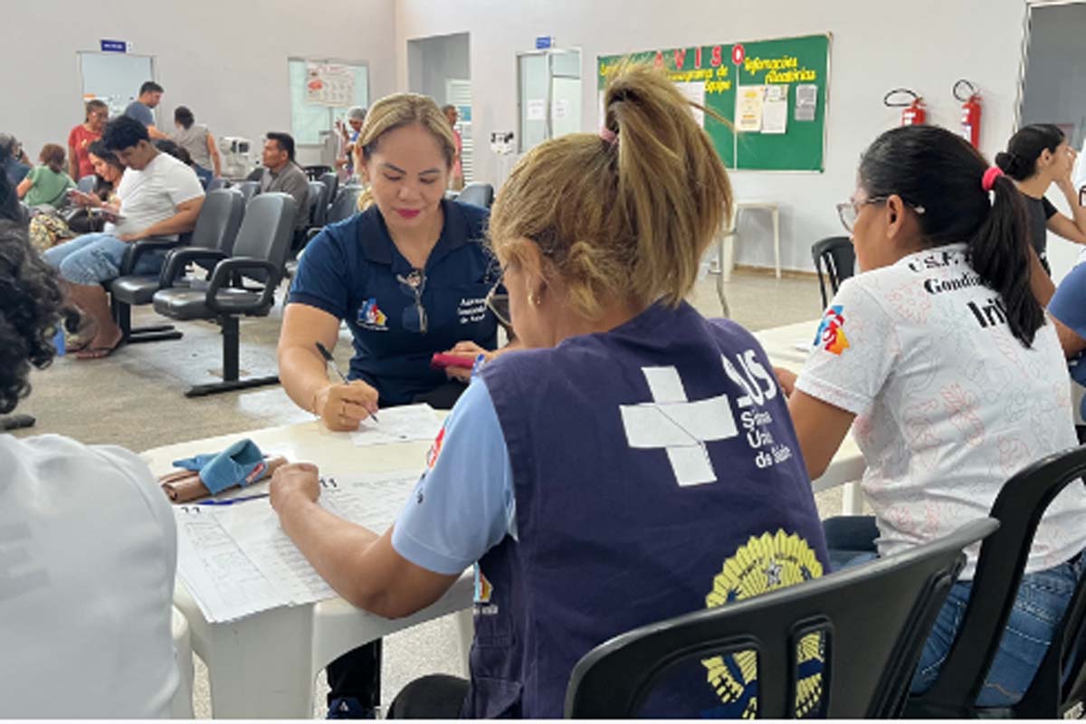 Giro da Saúde aproxima especialistas de moradores da Zona Leste