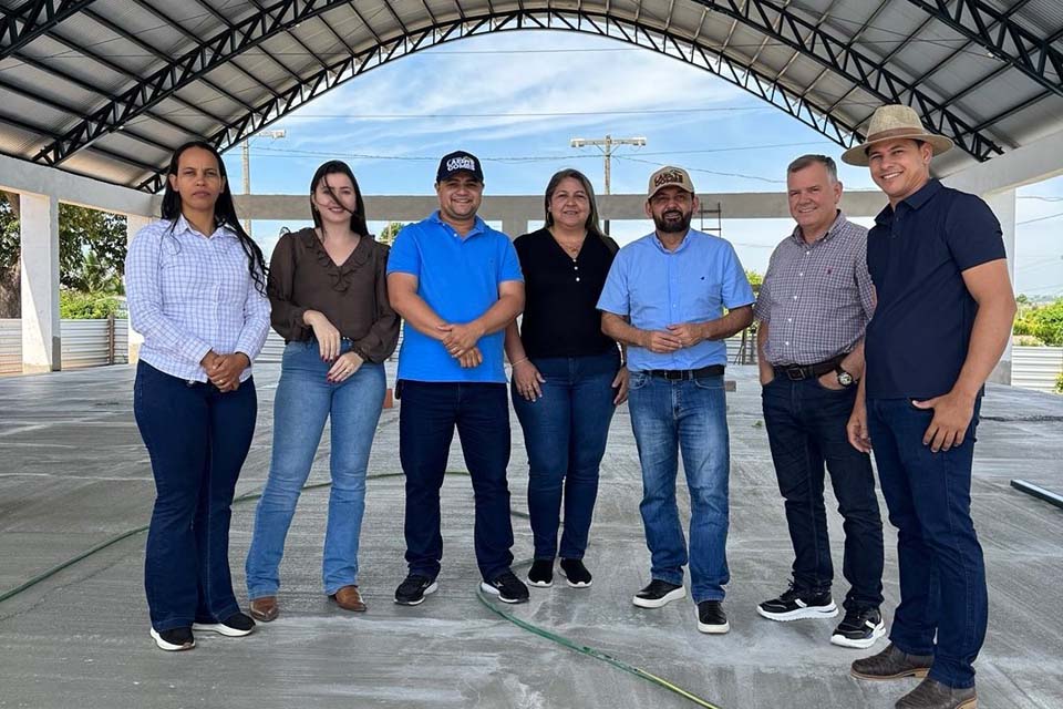 Deputado Laerte Gomes visita Chupinguaia e acompanha de perto obras no distrito de Novo Plano